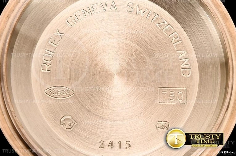 1028 RDD0219E – DayDate 36mm RelaxedFit 695